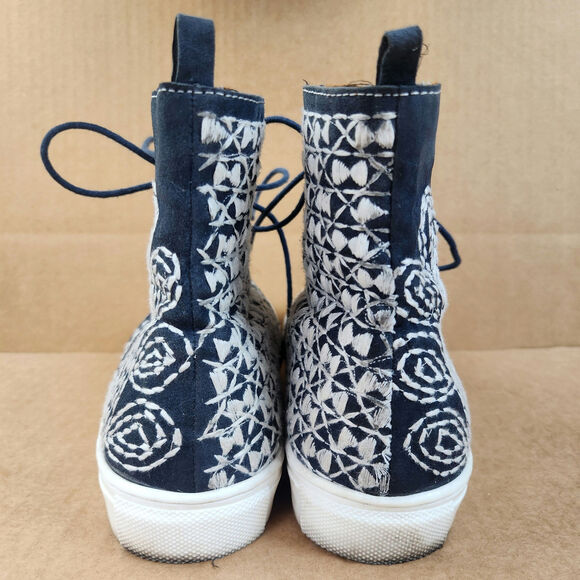 Free People Blue Gansvoort Embroidered Suede Hi Top Moccasin Sneaker Women’s 6 - Picture 10 of 15